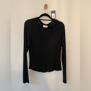 Universal Thread - Black Fitted Crop Top Blouse